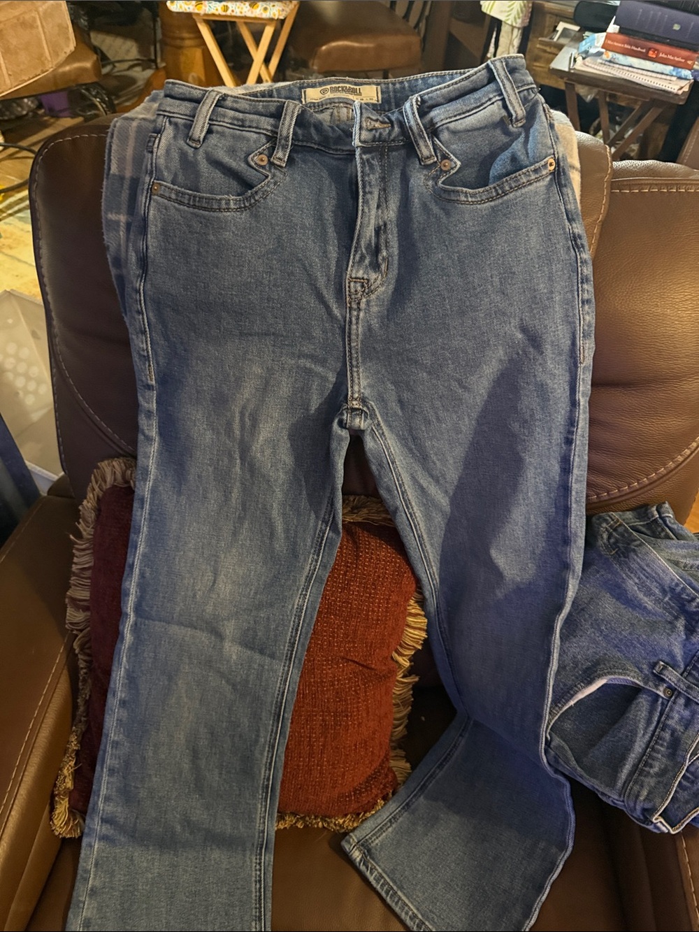 Straight Leg Women’s Jeans in Medium Blue Denim